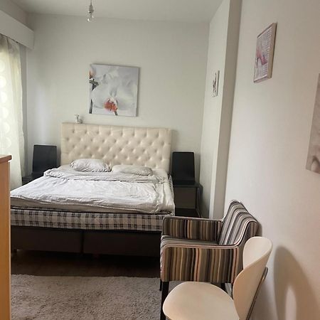 Apartmán Yksioe 1 Km Jokirannasta Foeriltae/ 2 Km Torilta Turku Exteriér fotografie