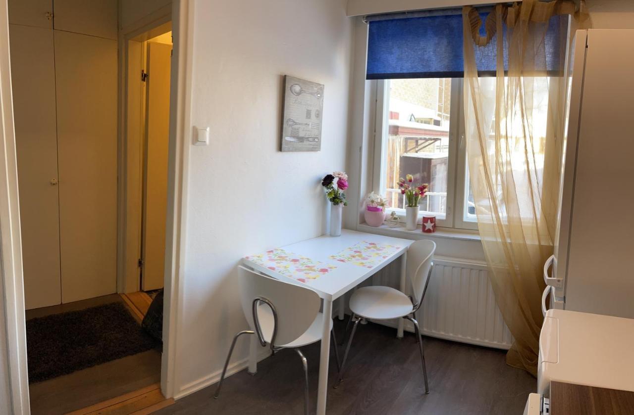 Apartmán Yksioe 1 Km Jokirannasta Foeriltae/ 2 Km Torilta Turku Exteriér fotografie